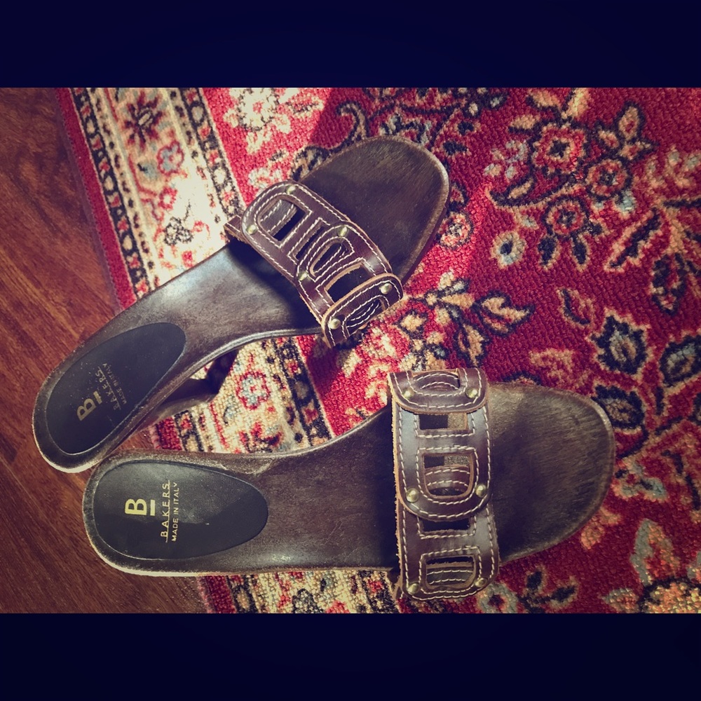 Bakers size 7 sandals